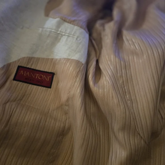 Mantoni Linen Cream Blazer Size 44